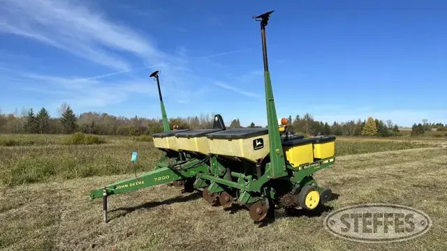 John Deere 7200 MaxEmerge II