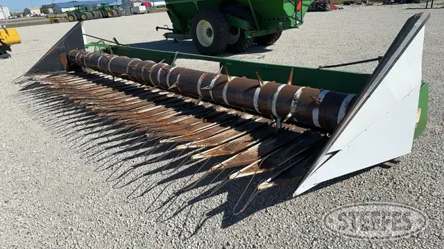 John Deere 930