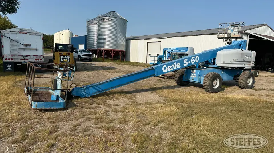 1999 Genie S-60 Boom Lift