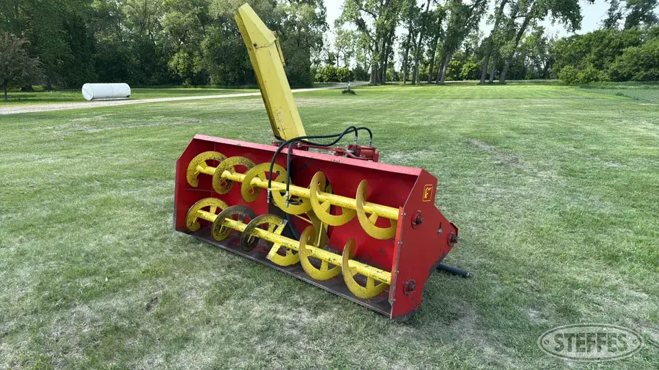 Farm King 960 3 Pt. Snowblower