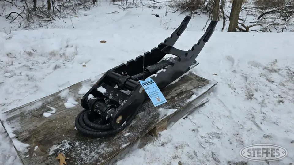 2025 GIYI hyd. excavator thumb Excavator Attachment
