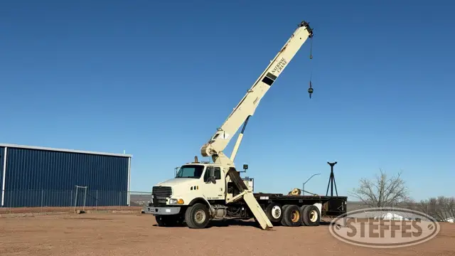 2004 Sterling L8500