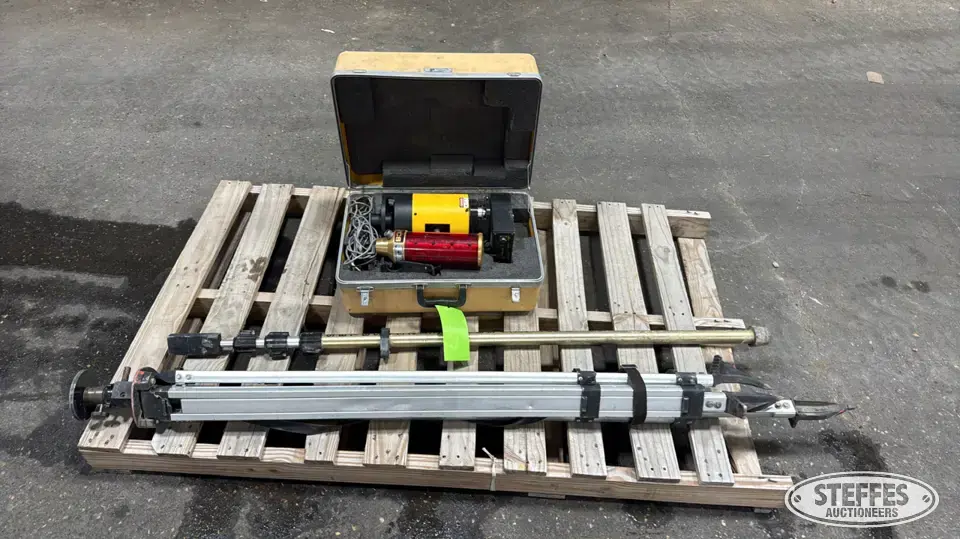 AGL GradOPlane Laser