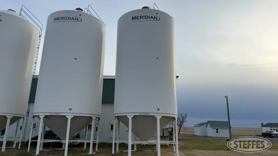 Meridian MGM5000 Hopper Bin