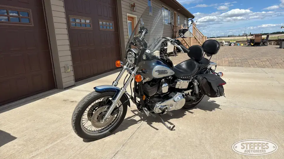 1999 Harley Davidson FXDS Dyna Convertible Motorcycles and Scooter