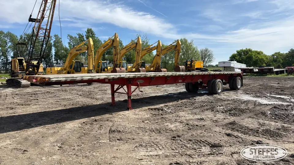 1998 Fontaine Semi Flatbed Trailer