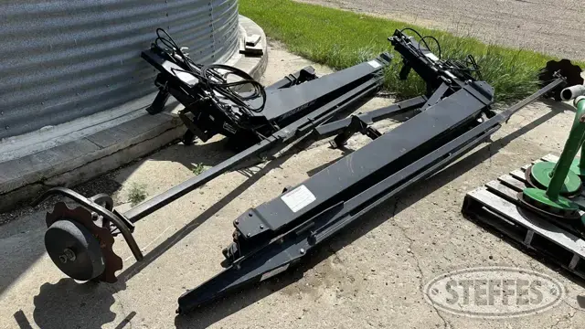(2) Haukaas Sidearm markers