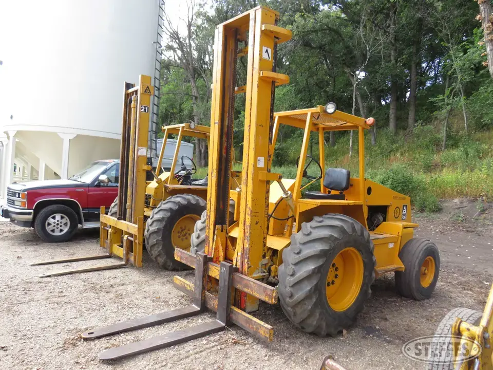 Allis Chalmers Warehouse Forklift