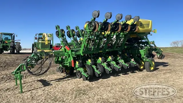 2022 John Deere 1795