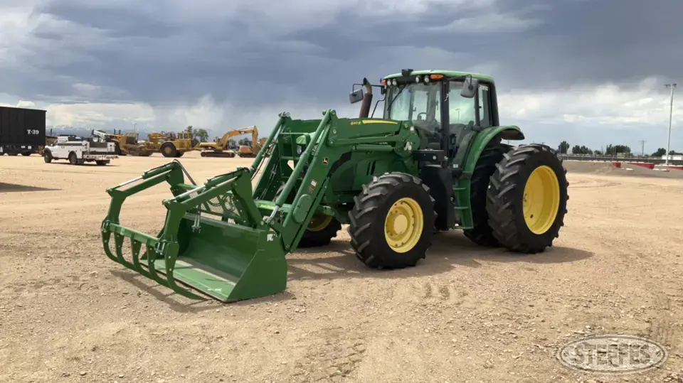 2015 John Deere 6155M MFWD Tractor