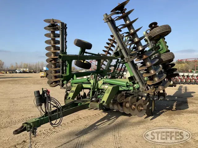 John Deere 637 Rock Disk