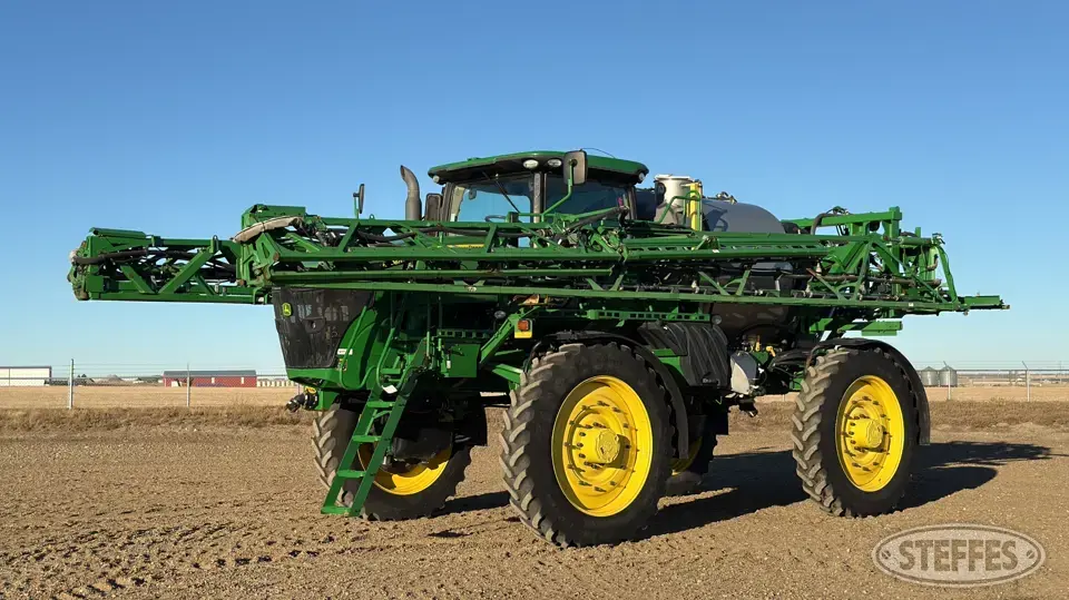 2020 John Deere R4060 Self-Propelled Sprayer