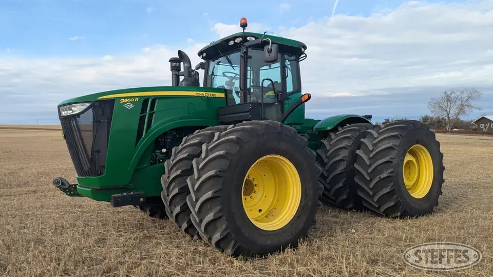 2014 John Deere 9560R 4WD Tractor