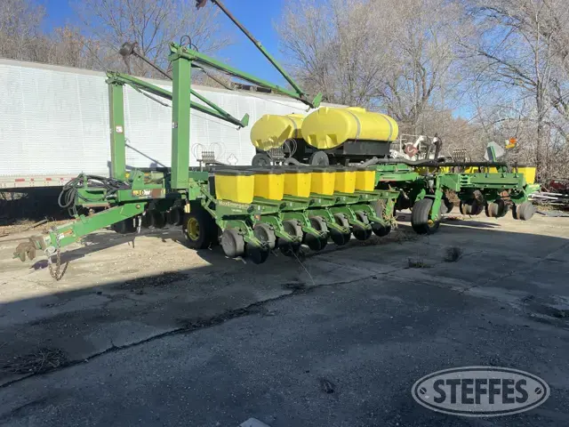 John Deere 1780