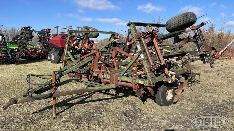 Glencoe Soil Saver Chisel Plow