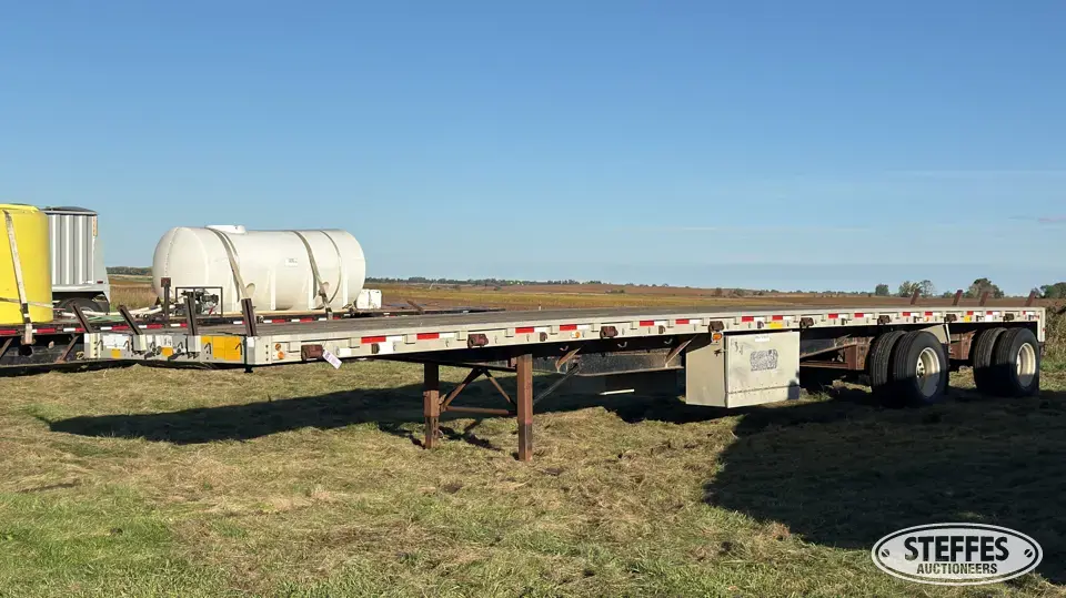 1990 Wilson CF-900 Semi Flatbed Trailer