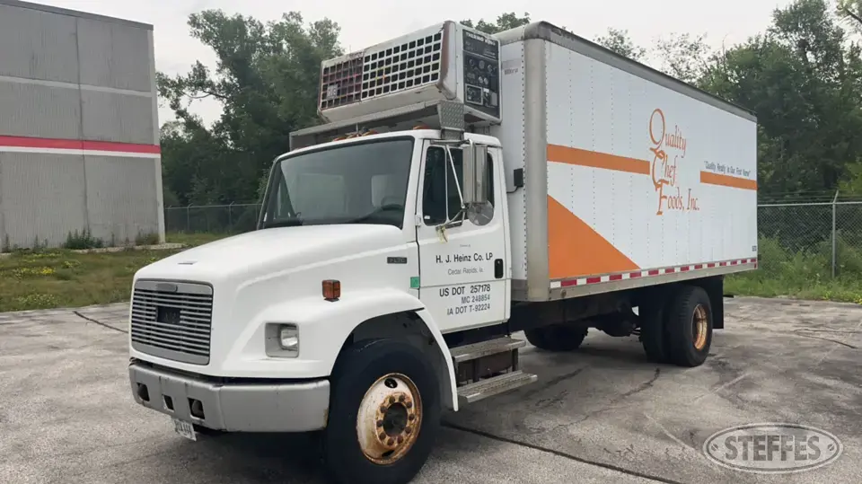 1995 Freightliner FL70 Specialty Truck