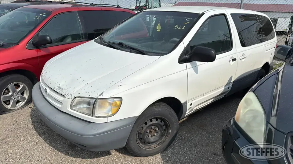 1998 Toyota Sienna Van