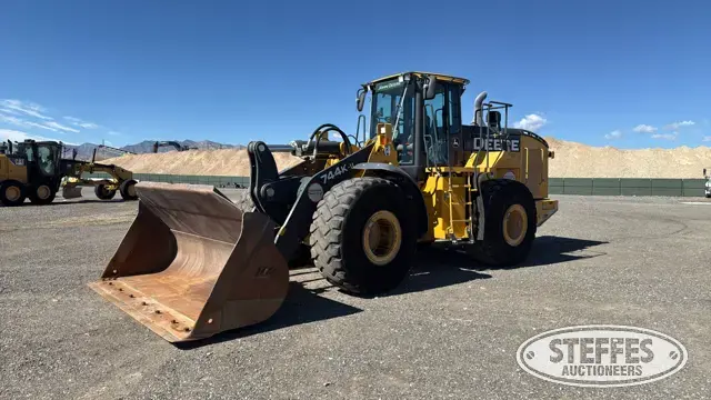 2018 Deere 744K Series II