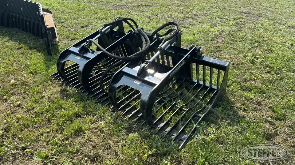 Top Dog Skid Steer Bucket