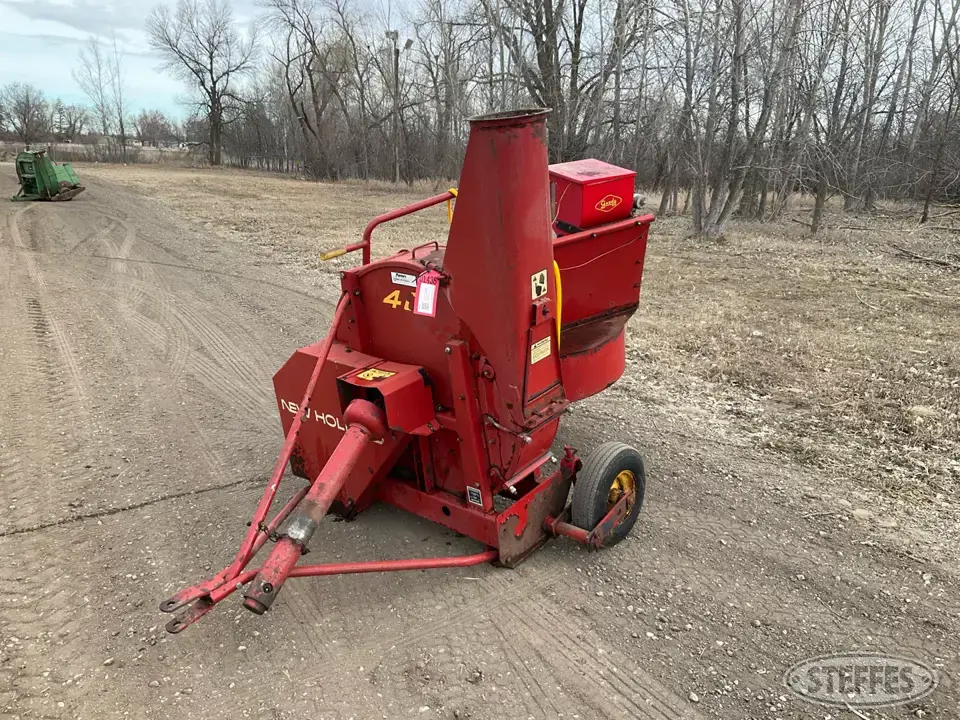 New Holland 40 Forage Processing