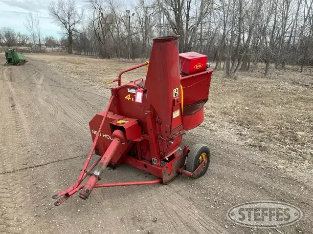 New Holland 40