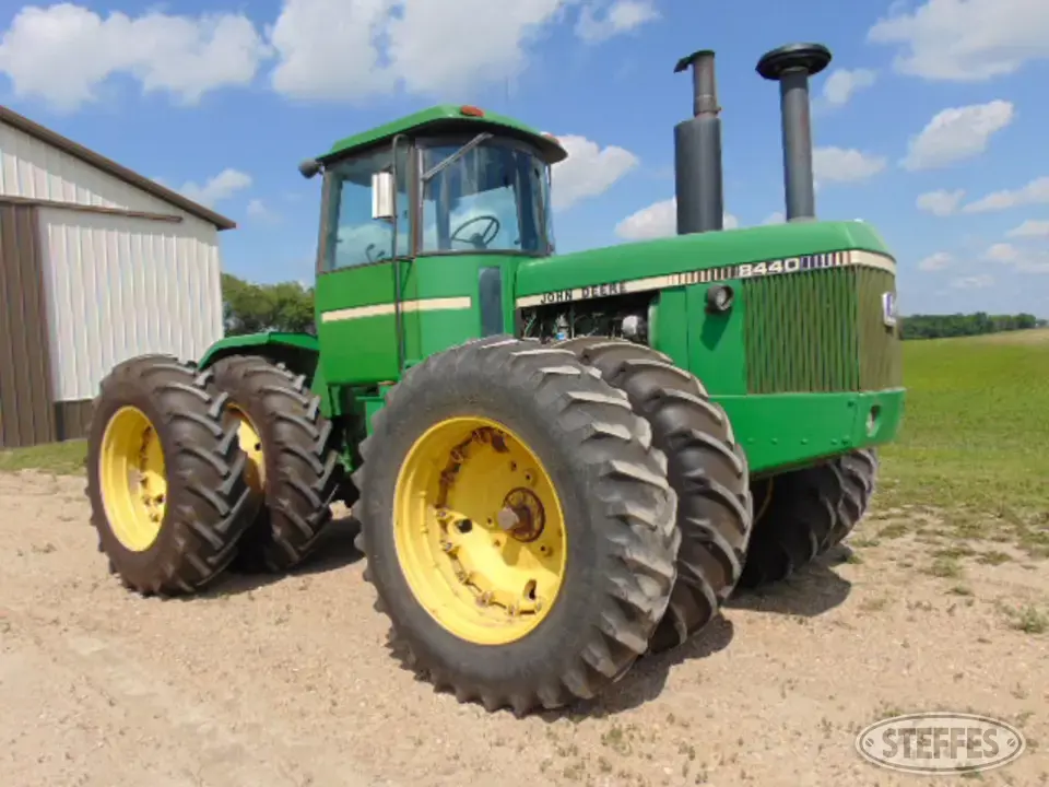 1979 John Deere 8440 4WD Tractor