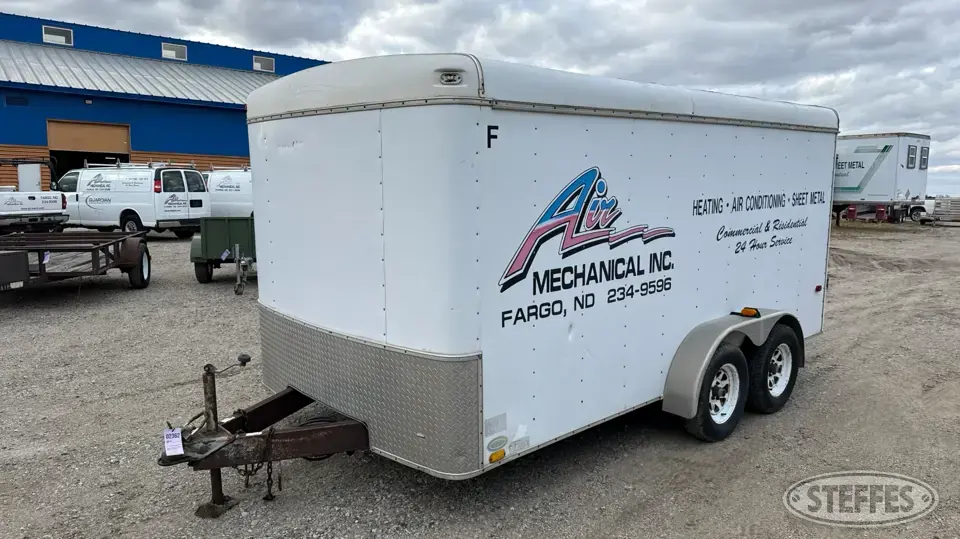 2000 United Trailers Enclosed Cargo Trailer
