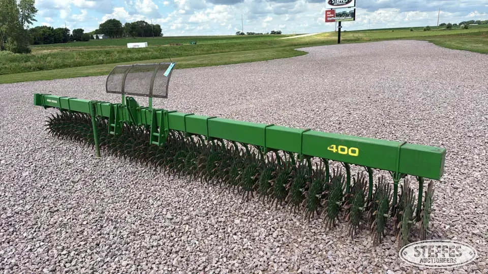 John Deere 400 Rotary Hoe