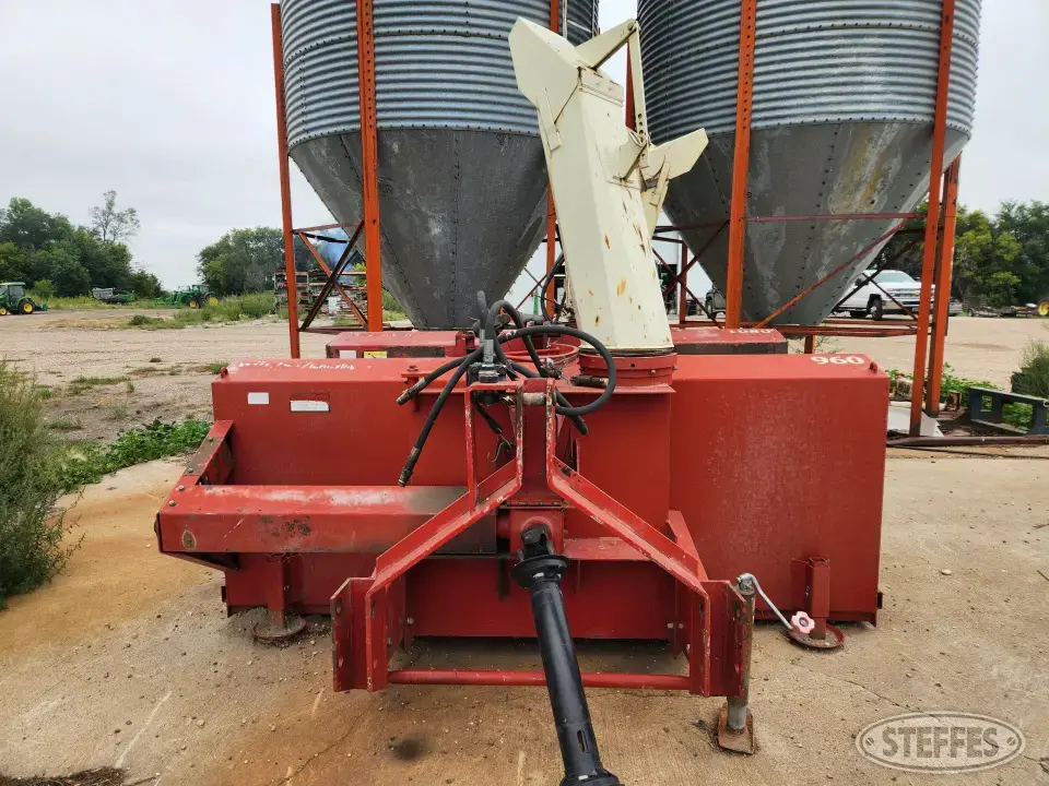 Farm King 960 3 Pt. Snowblower