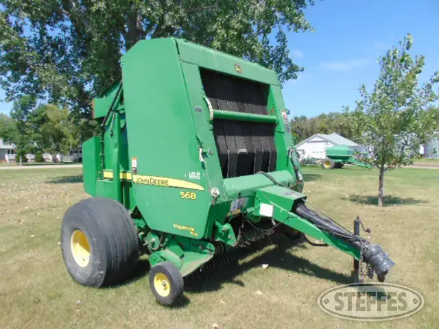2007 John Deere 568