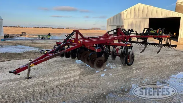 M&W 1165 Earthmaster