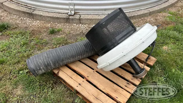 AWS 2000 blower