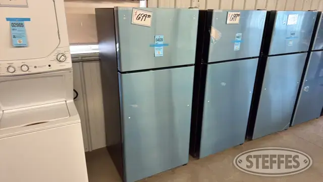 GE GIE17GSNGRSS refrigerator