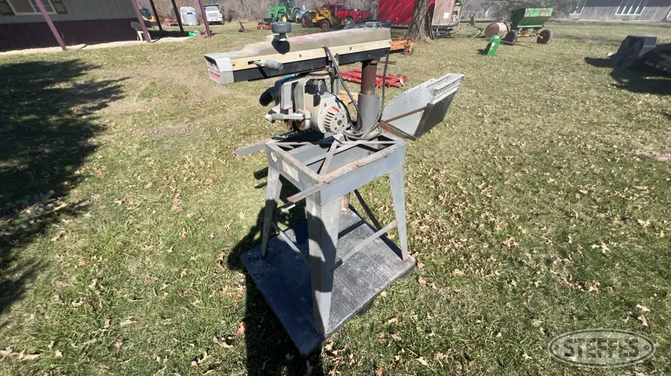 DeWalt 740 Power Tool