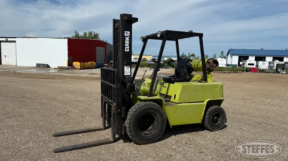 Clark C500-YS60 Warehouse Forklift