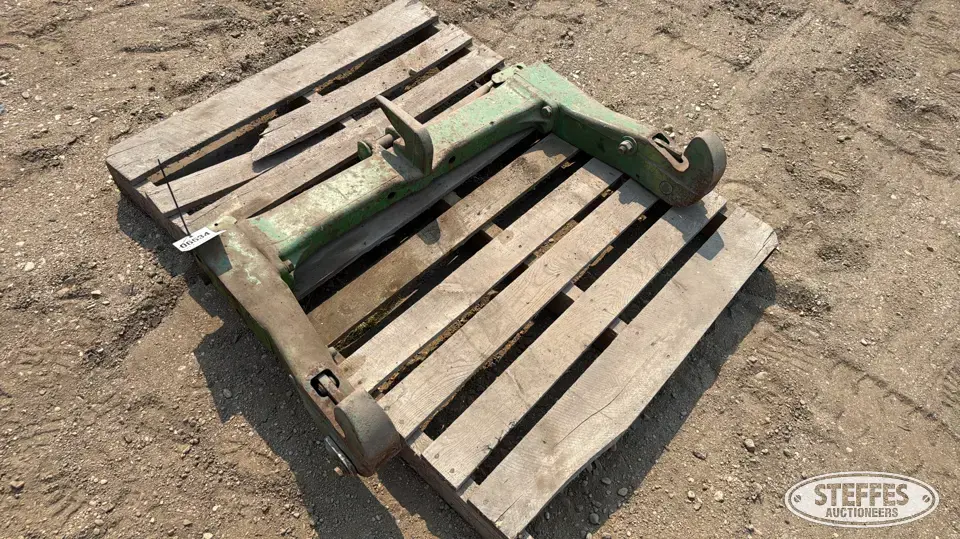 John Deere quick hitch Tractor Part