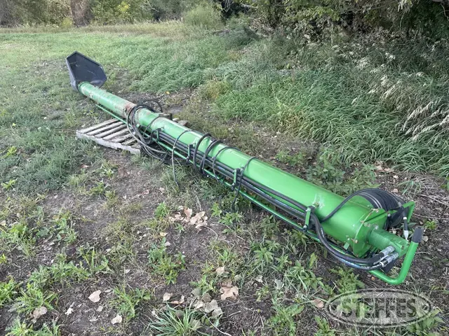 John Deere 1910