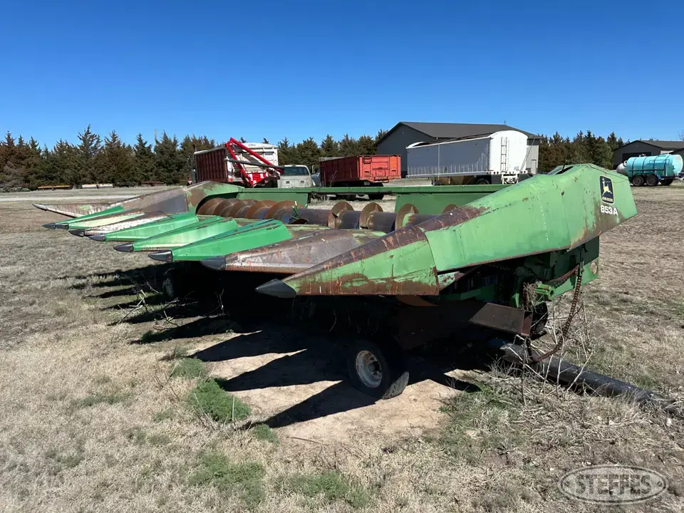 John Deere 853A Sunflower Head