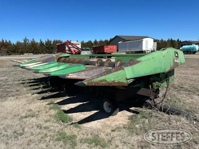John Deere 853A