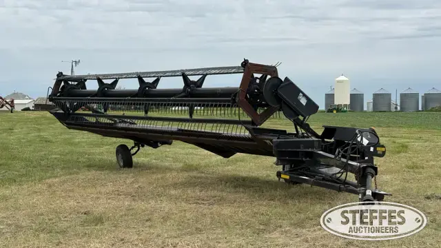 2000 MacDon Premier 1900