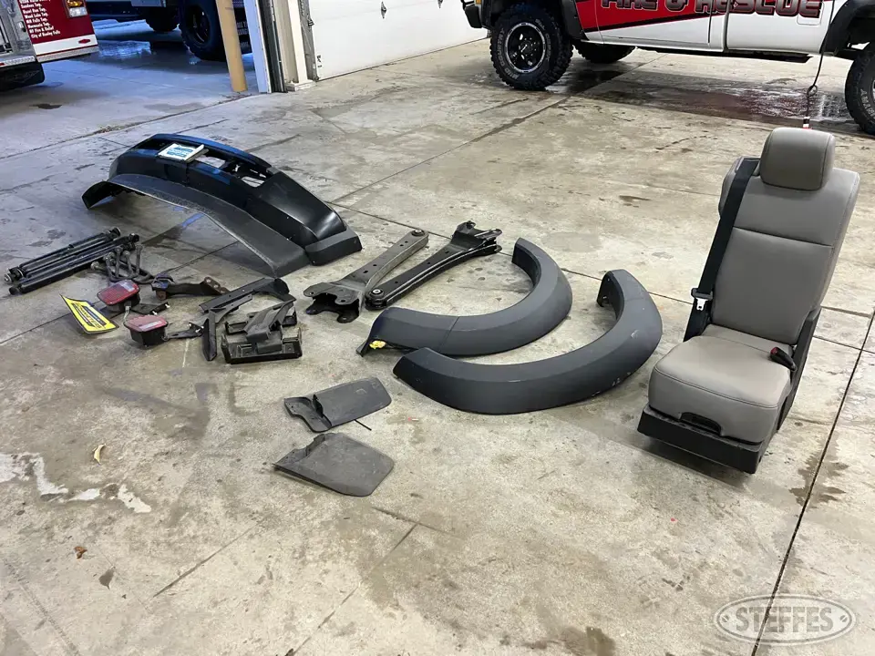 2021 Ford F-550 parts Truck-Trailer Part