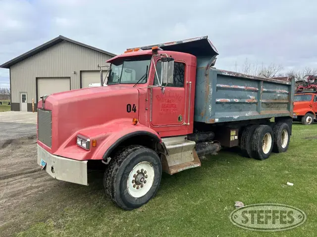 1990 Kenworth T450C