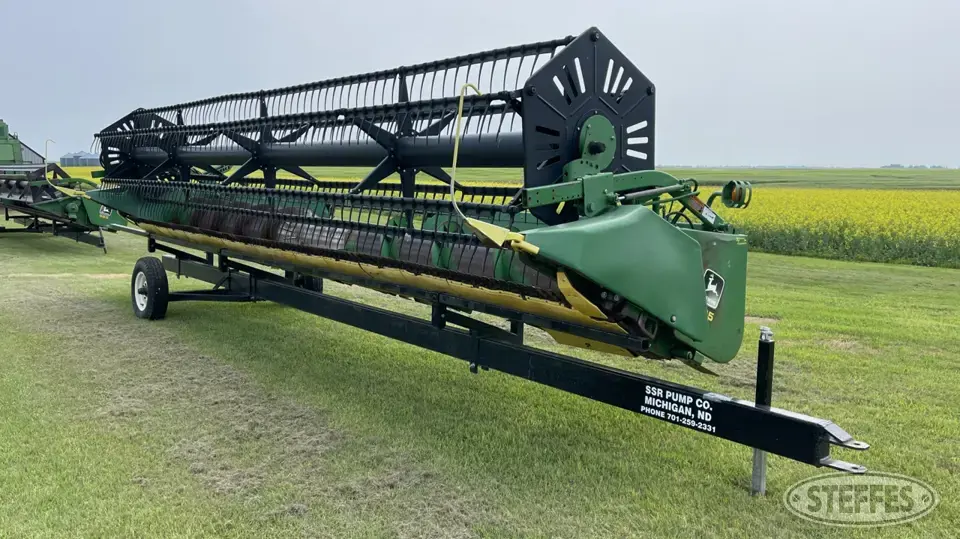 1997 John Deere 925F Flex Head