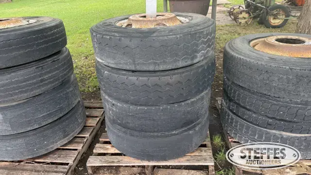 (4) 295/75R22.5 tires