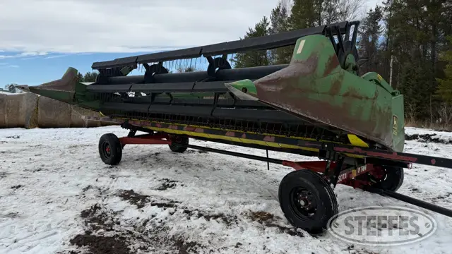 John Deere 220