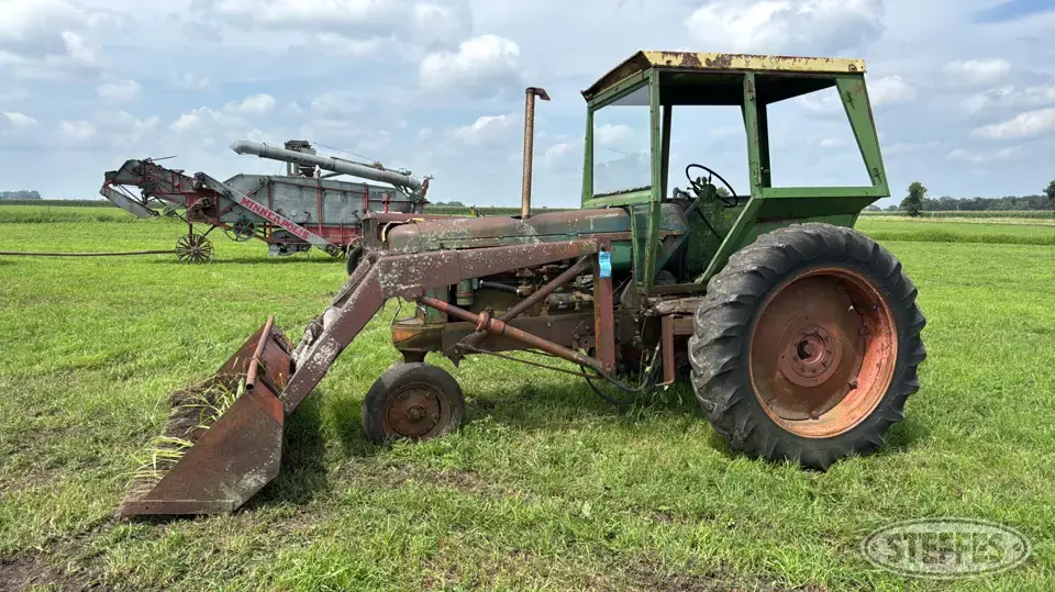 Oliver 66 2WD Tractor