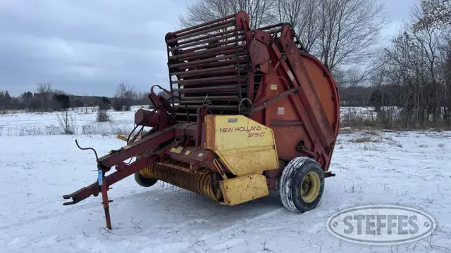 New Holland 850
