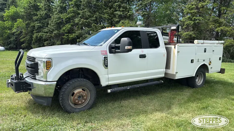 2019 Ford Super Duty F-350 XL Service Utility Truck