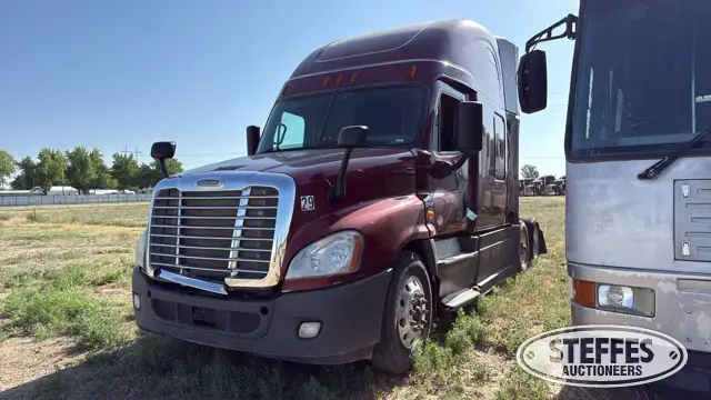 2016 Freightliner Cascadia 125